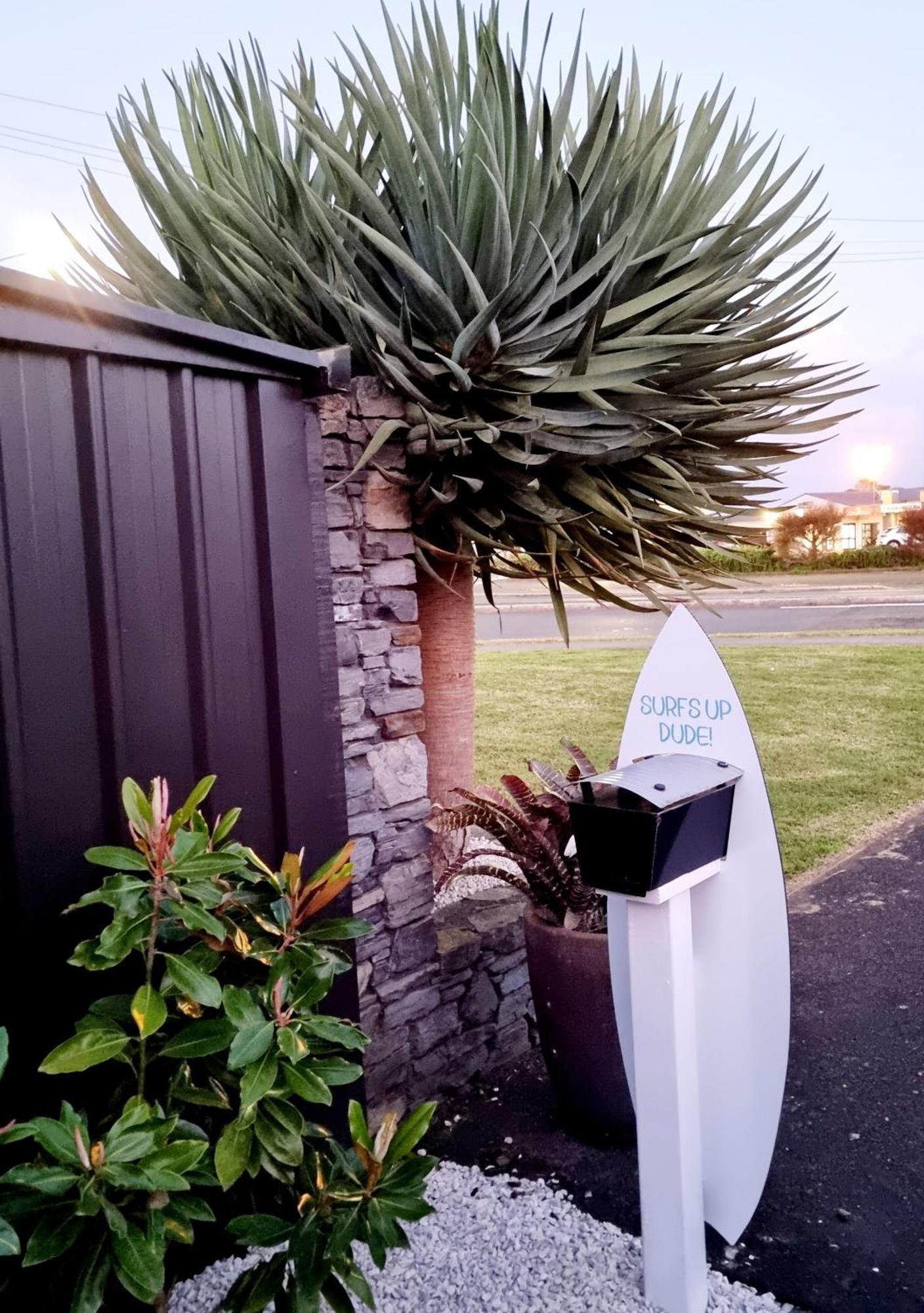 Southpacific Motel Whangamata Eksteriør bilde