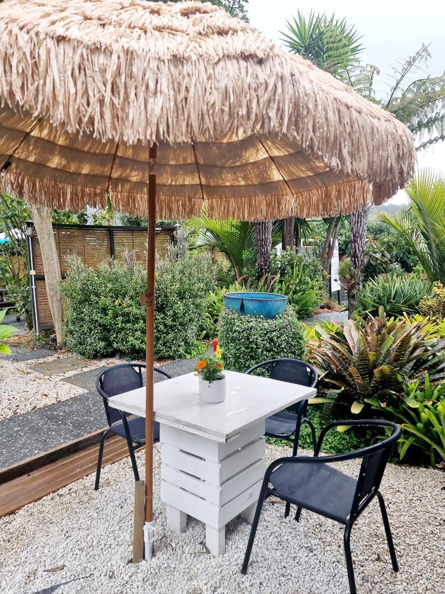 Southpacific Motel Whangamata Eksteriør bilde