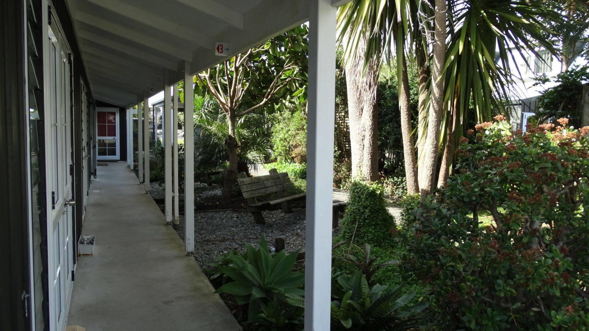 Southpacific Motel Whangamata Eksteriør bilde