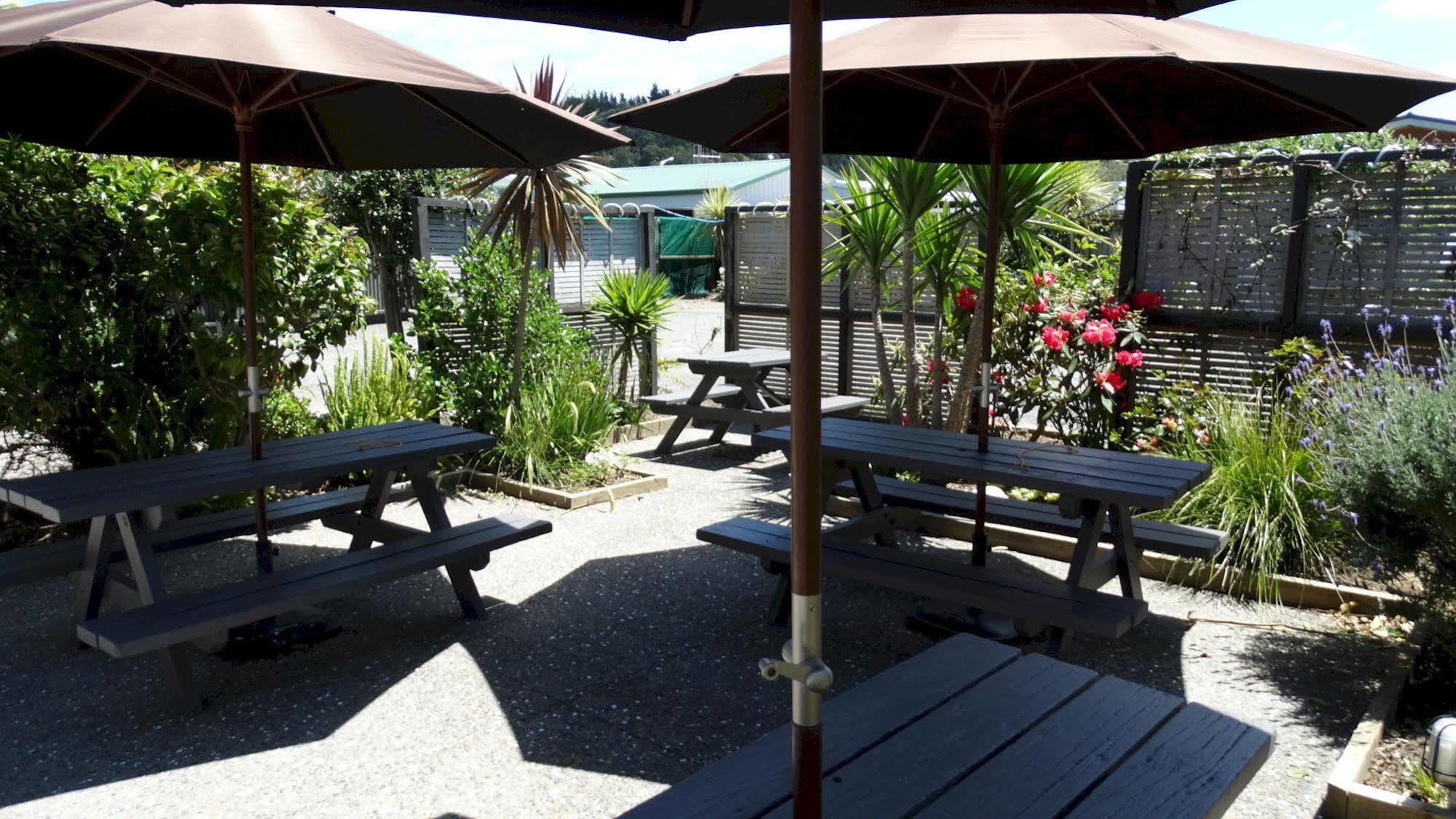 Southpacific Motel Whangamata Eksteriør bilde